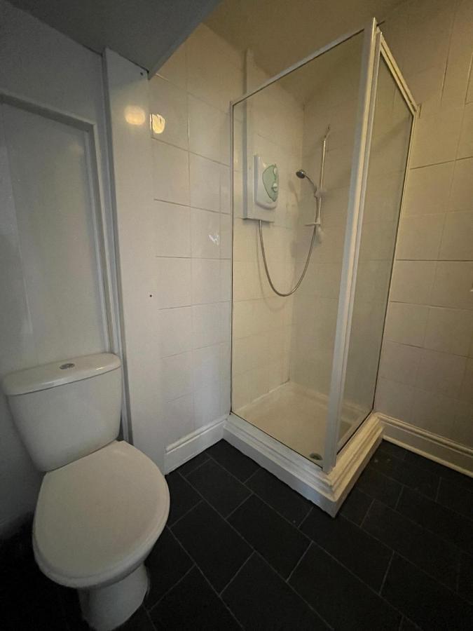 Stay At 25 بلاكبول المظهر الخارجي الصورة