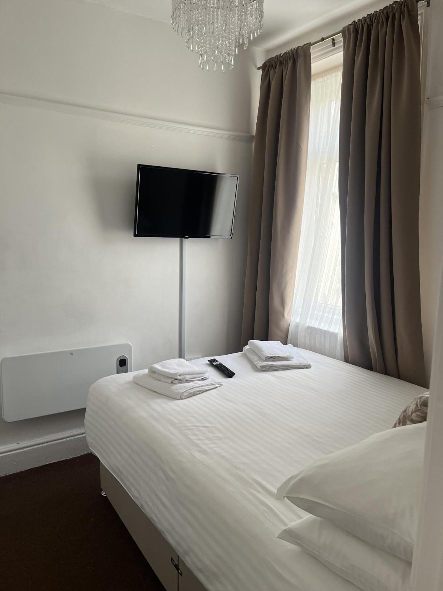 Stay At 25 بلاكبول المظهر الخارجي الصورة